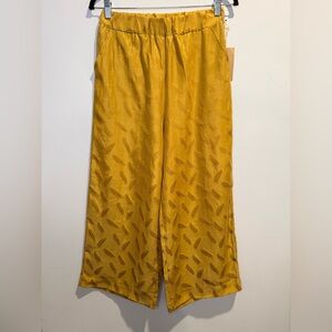 Knot Sisters Feather Jacquard Wide Leg Crop Pants Mustard Yellow Size Small NWT